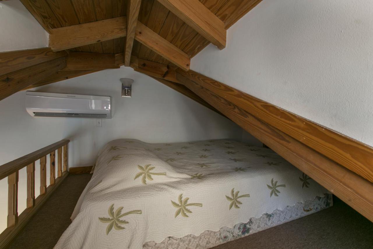 Coconut Coast Villas Contant  Bagian luar foto
